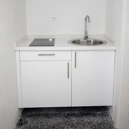 Vi11a Vila